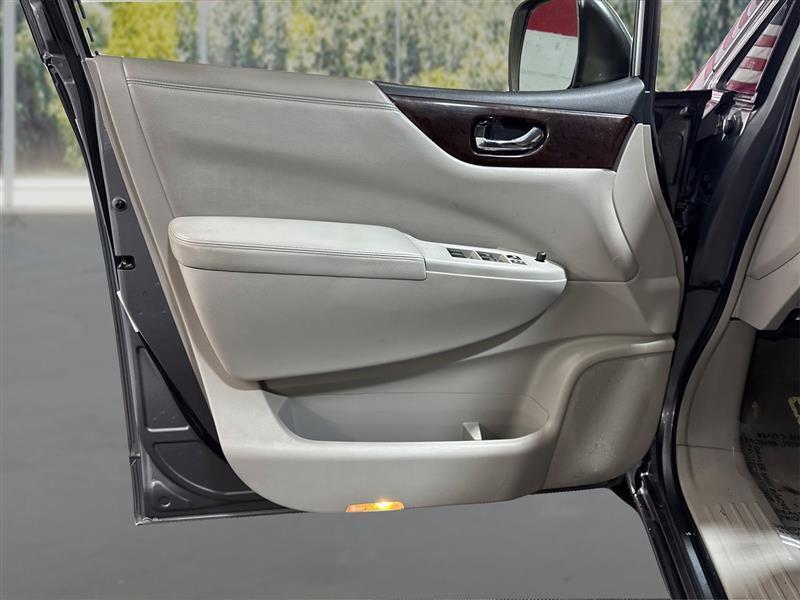 Nissan Quest SV 2017