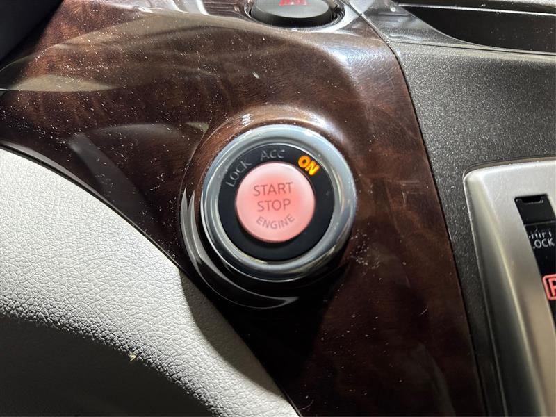 Nissan Quest SV 2017