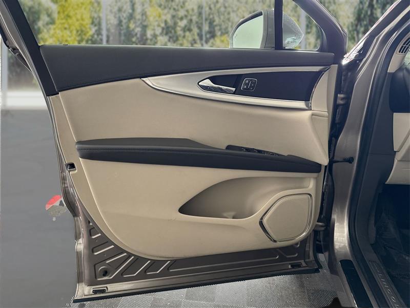 Lincoln Nautilus Base AWD 2019