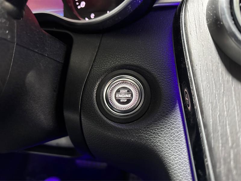 Mercedes-Benz C-Class C300 4MATIC Sedan 2020