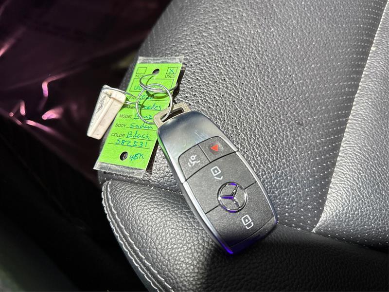 Mercedes-Benz C-Class C300 4MATIC Sedan 2020