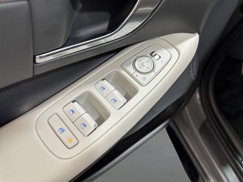 Hyundai Sonata SEL 2023