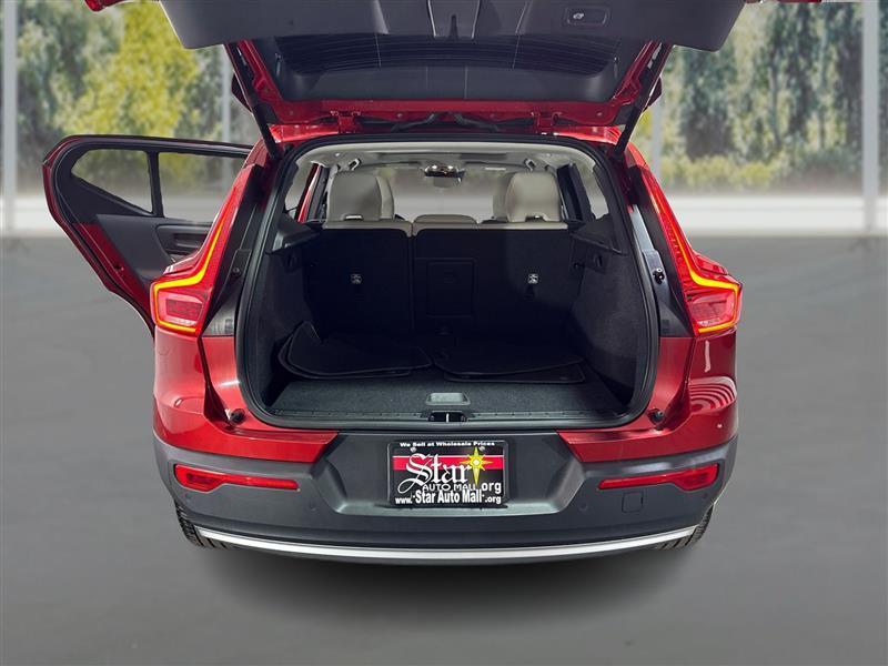 Volvo XC40 T5 Momentum AWD 2021