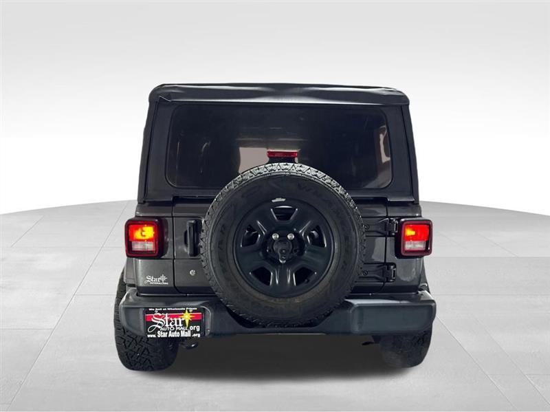 Jeep Wrangler Unlimited Sport 2021