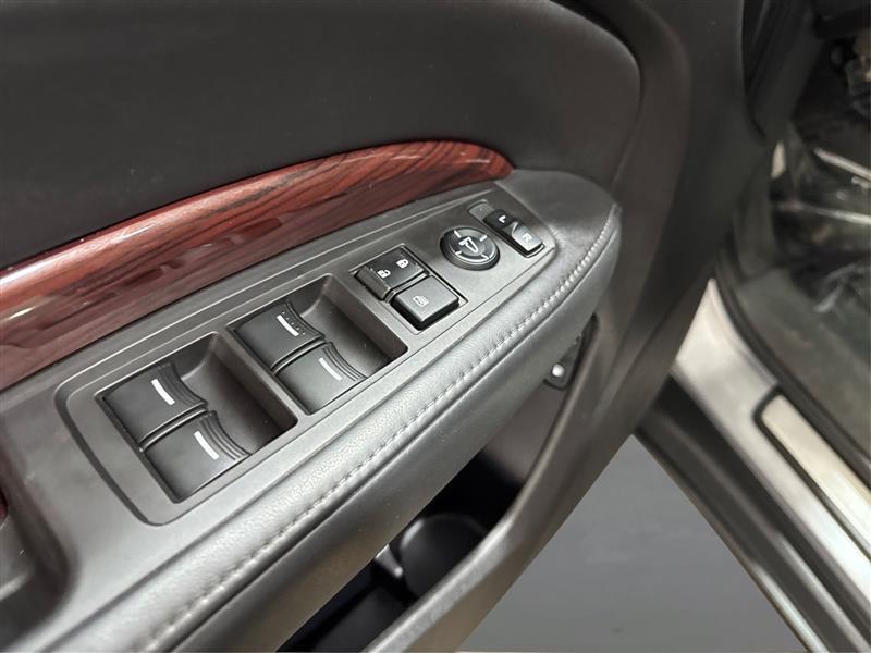 Acura MDX 9-Spd AT SH-AWD w/Advance and Entertainment 2016