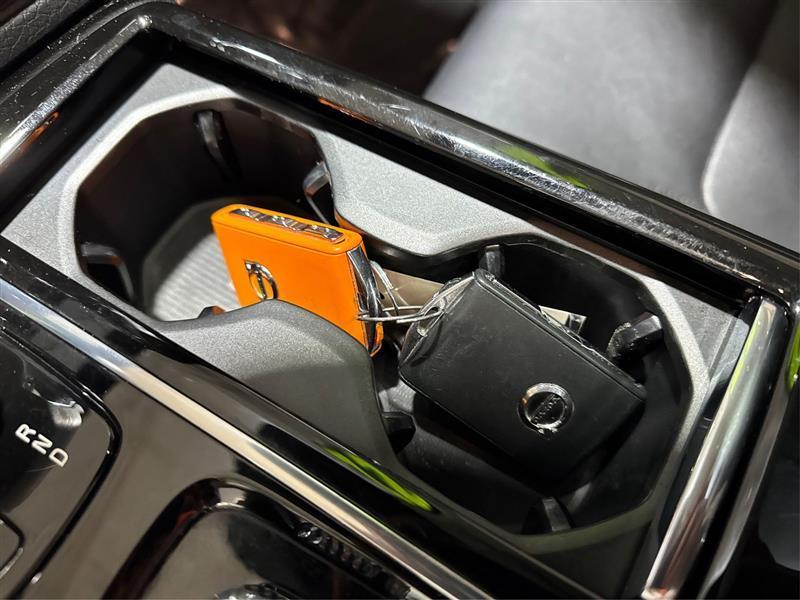 Volvo S60 Recharge Plug-In Hybrid T8 R-Design Expression AWD 2022