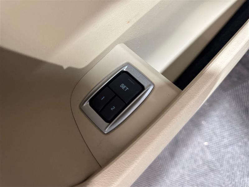 Jaguar XF-Series XF 3.0L V6 SC AWD 2014