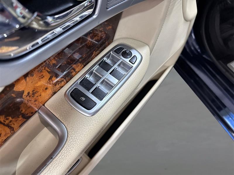 Jaguar XF-Series XF 3.0L V6 SC AWD 2014