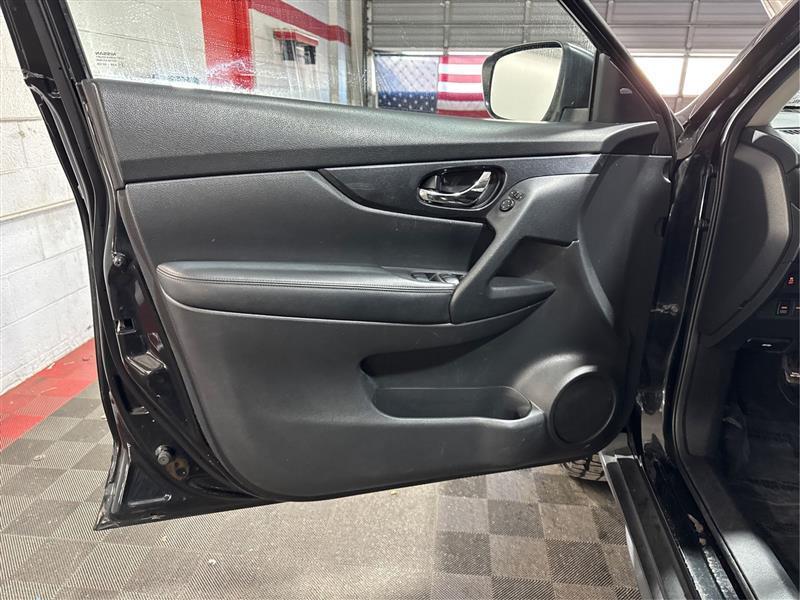 Nissan Rogue S AWD 2018