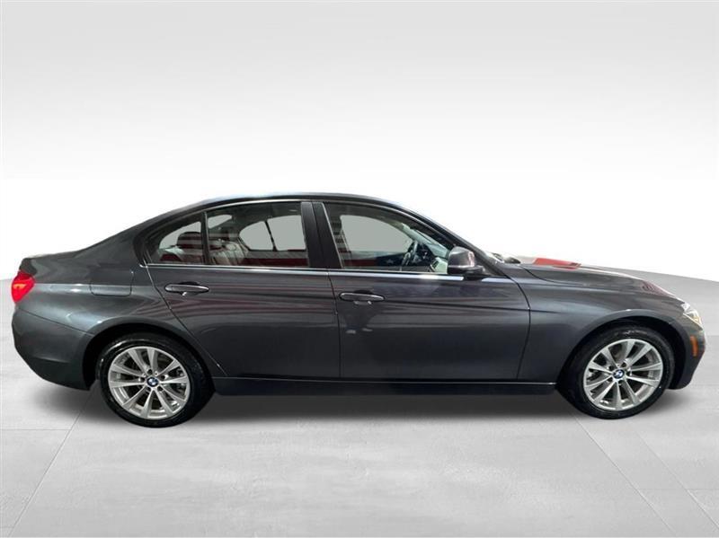 BMW 3-Series 320i xDrive Sedan 2018