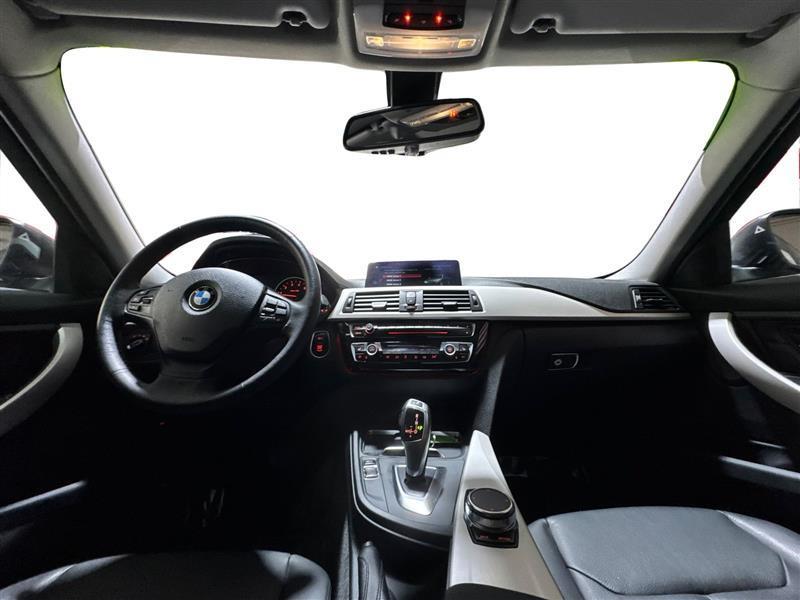 BMW 3-Series 320i xDrive Sedan 2018