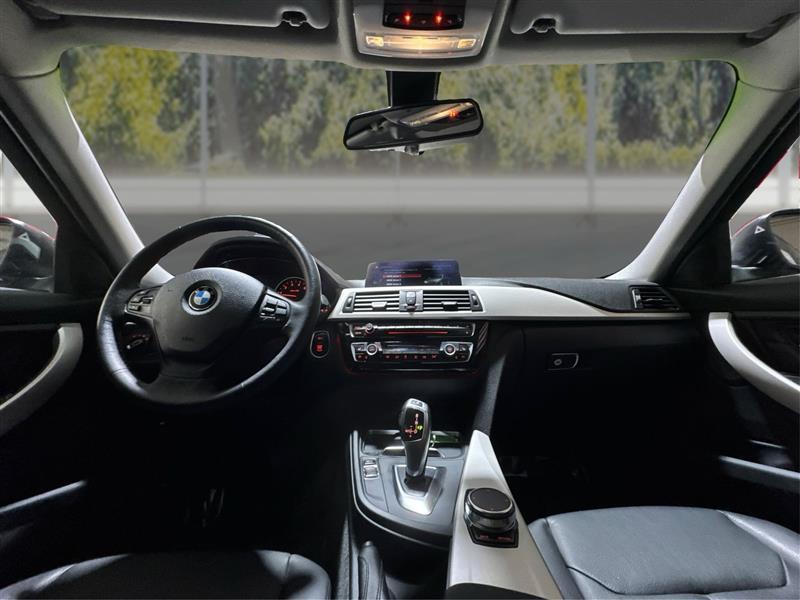 BMW 3-Series 320i xDrive Sedan 2018