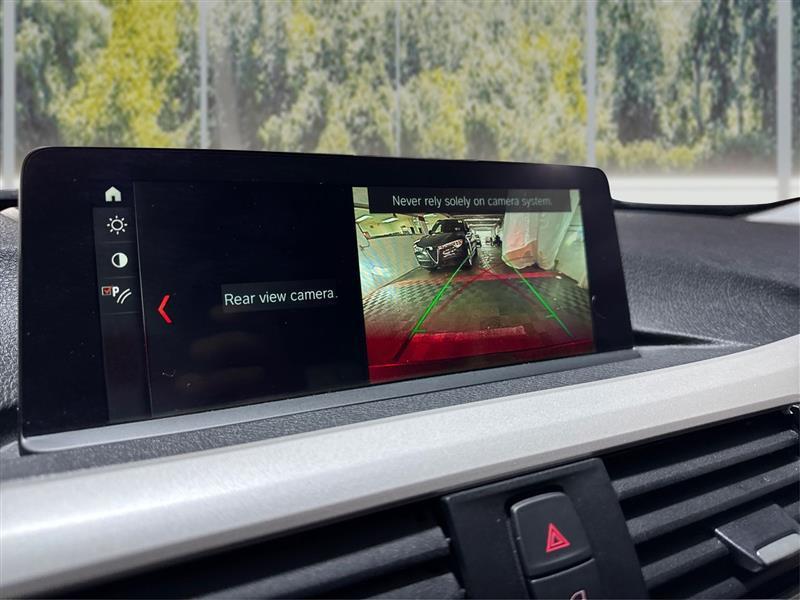 BMW 3-Series 320i xDrive Sedan 2018