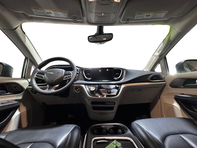 Chrysler Pacifica Touring L 2023