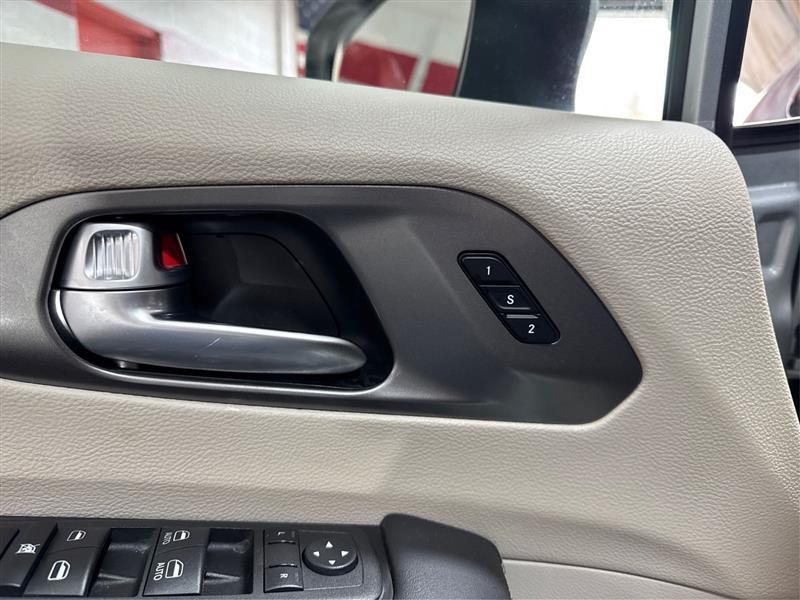 Chrysler Pacifica Touring L 2023