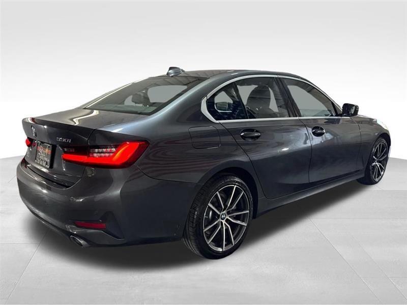 BMW 3-Series 330i xDrive 2019