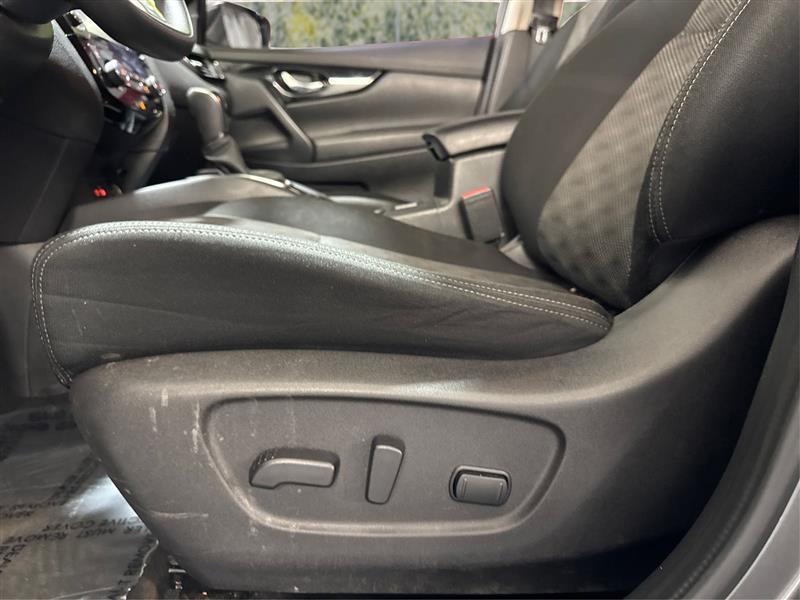 Nissan Rogue Sport SV AWD 2019