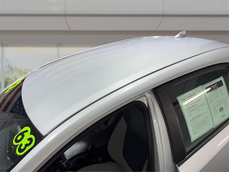 Toyota Corolla LE 2022