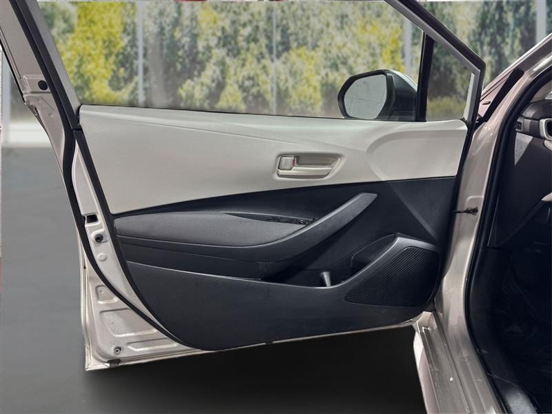 Toyota Corolla LE 2022