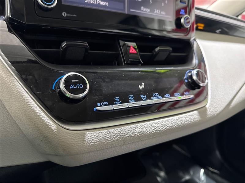 Toyota Corolla LE 2022