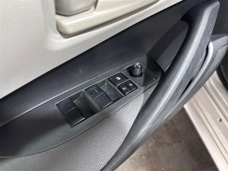 Toyota Corolla LE 2022