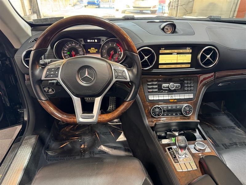 Mercedes-Benz SL-Class SL550R 2013