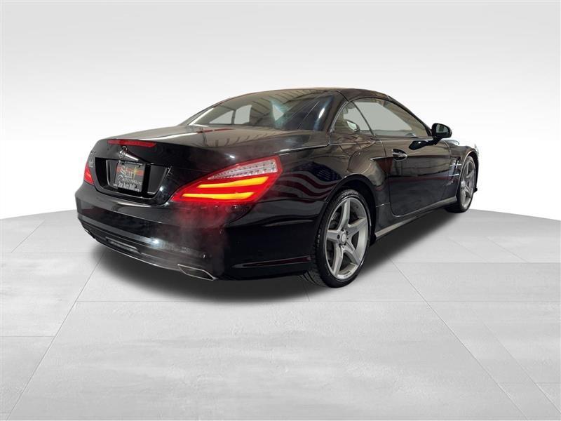 Mercedes-Benz SL-Class SL550R 2013