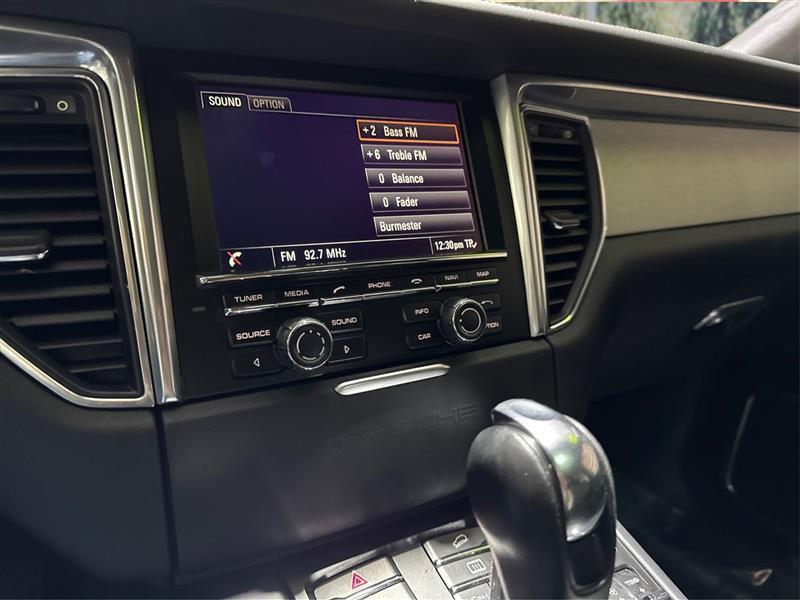 Porsche Macan Turbo 2015