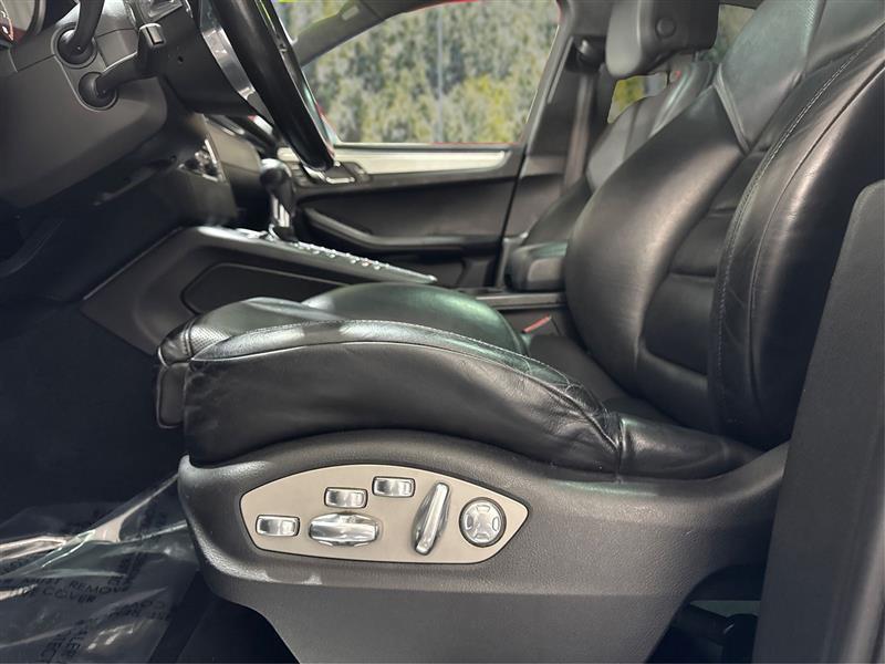 Porsche Macan Turbo 2015