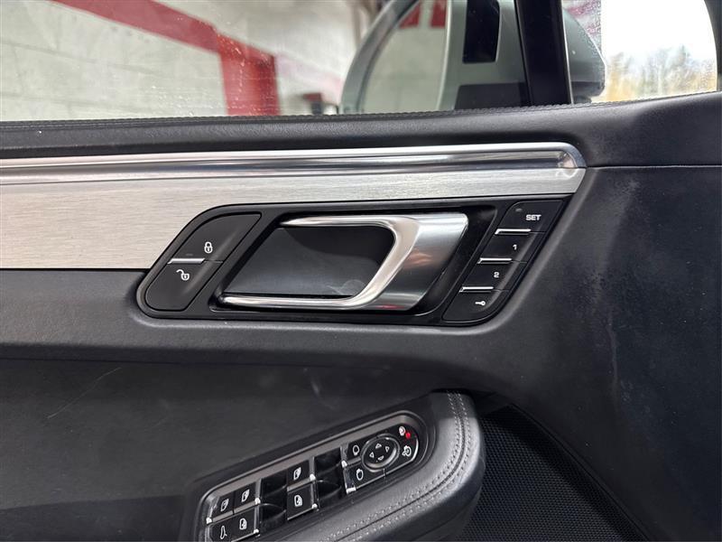 Porsche Macan Turbo 2015