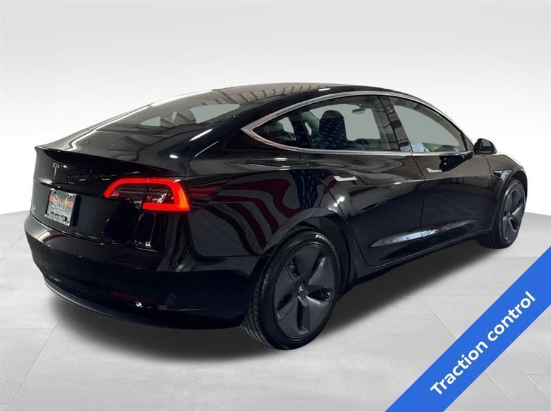 Tesla Model 3 Mid Range 2019