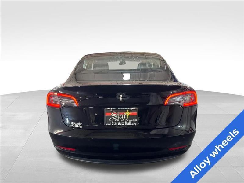 Tesla Model 3 Mid Range 2019
