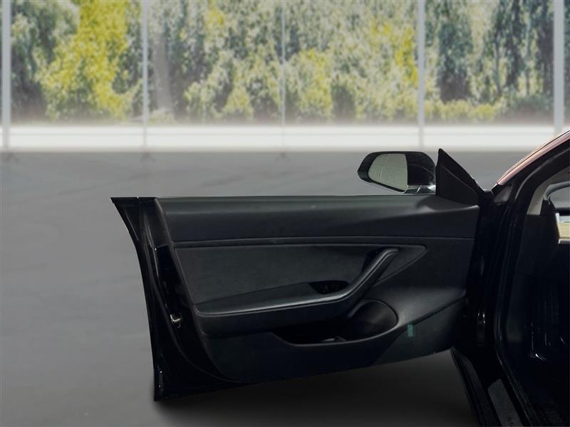 Tesla Model 3 Mid Range 2019