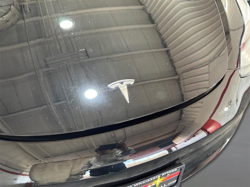 Tesla Model 3 Mid Range 2019