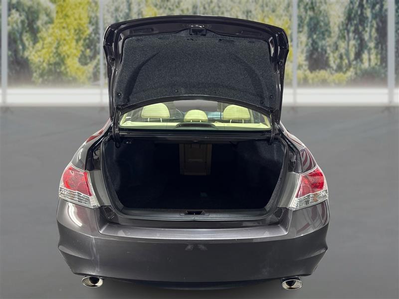 Honda Accord EX-L V6 Sedan AT 2012