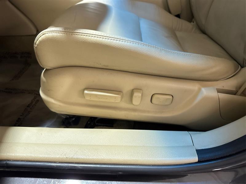 Honda Accord EX-L V6 Sedan AT 2012