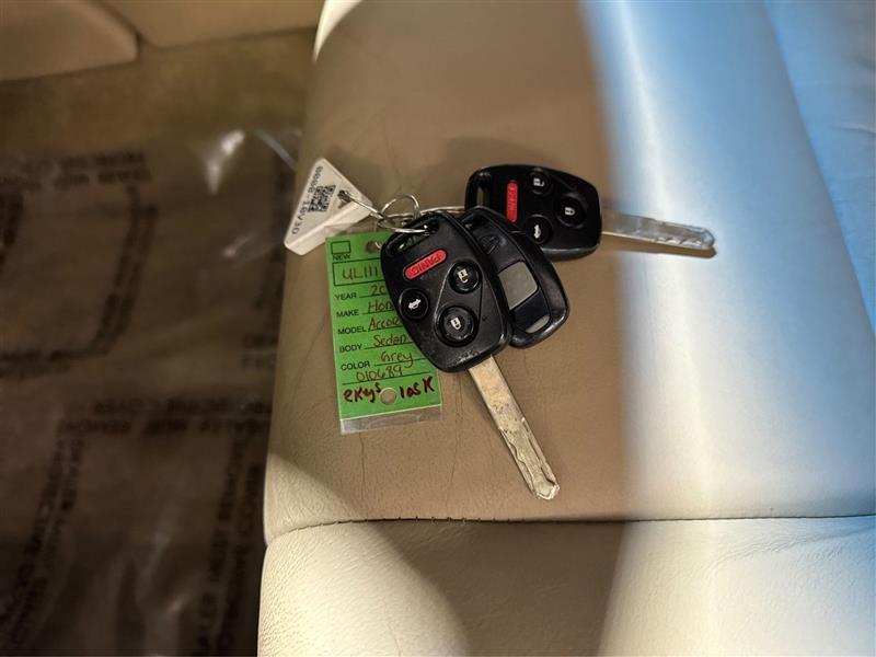 Honda Accord EX-L V6 Sedan AT 2012