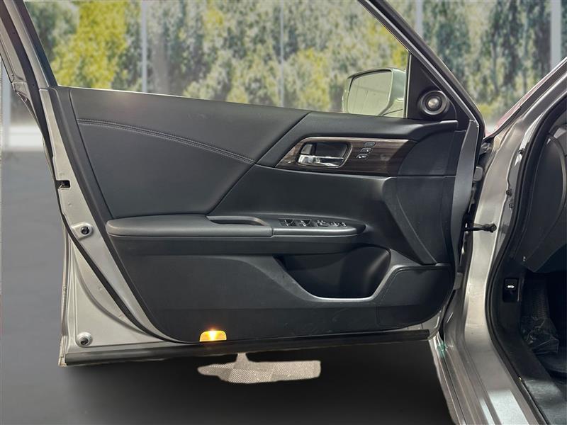 Honda Accord Hybrid Touring 2017