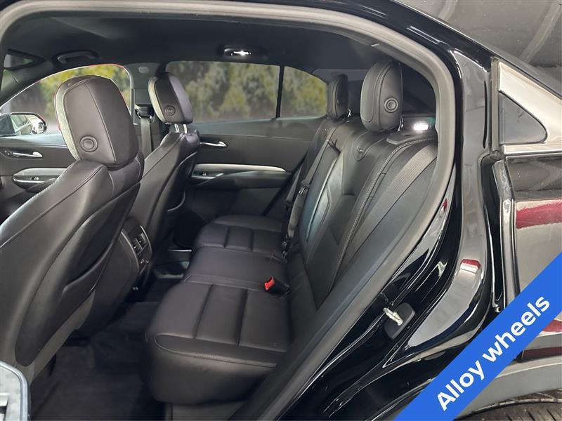 Cadillac XT4 Premium Luxury AWD 2019
