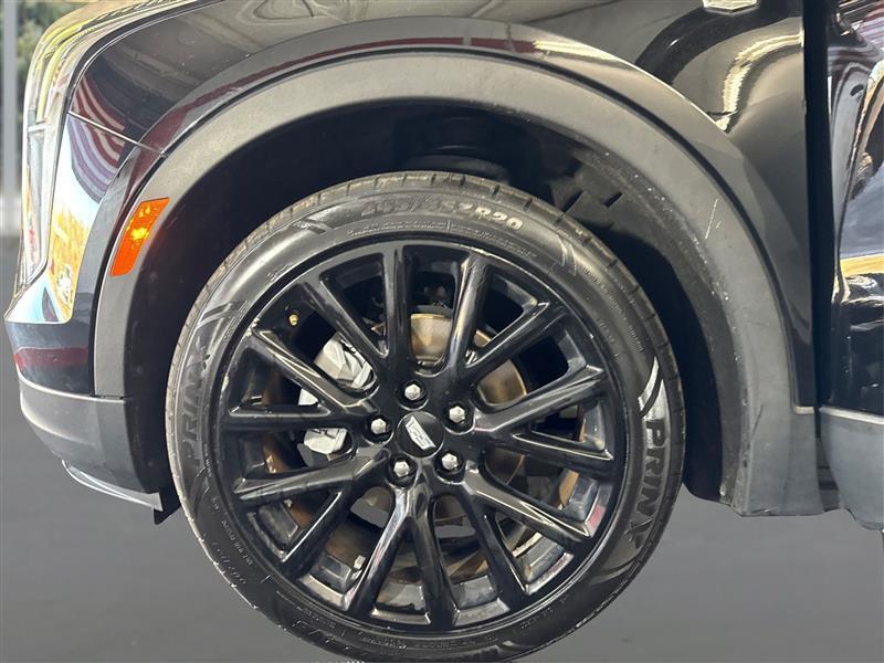 Cadillac XT4 Premium Luxury AWD 2019