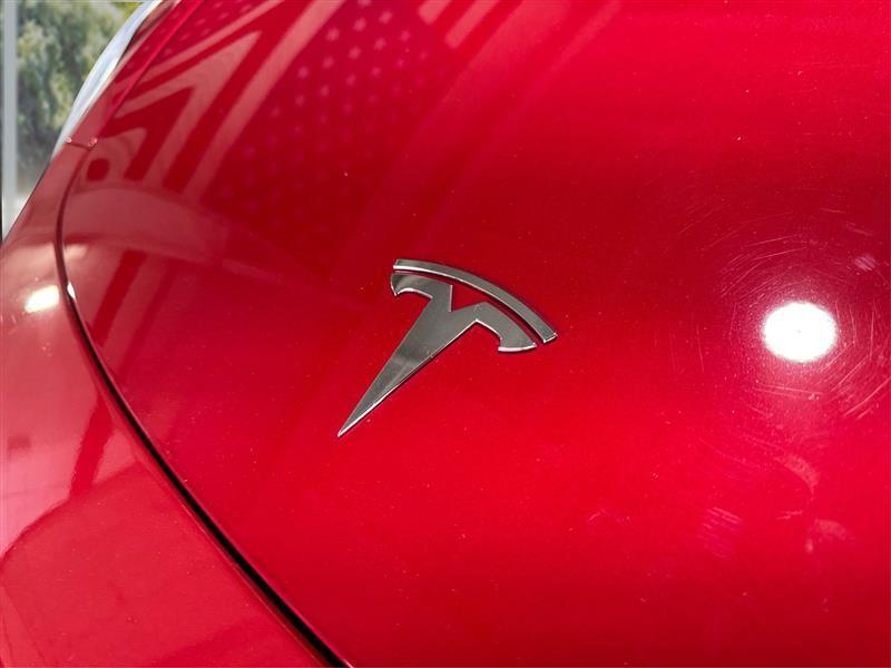 Tesla Model Y Long Range 2021