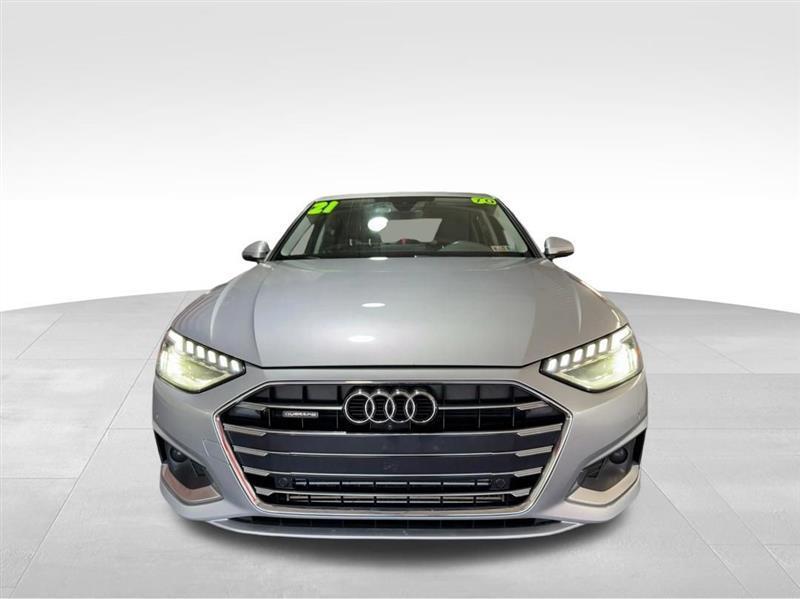 Audi A4 Premium Plus 40 TFSI quattro 2021