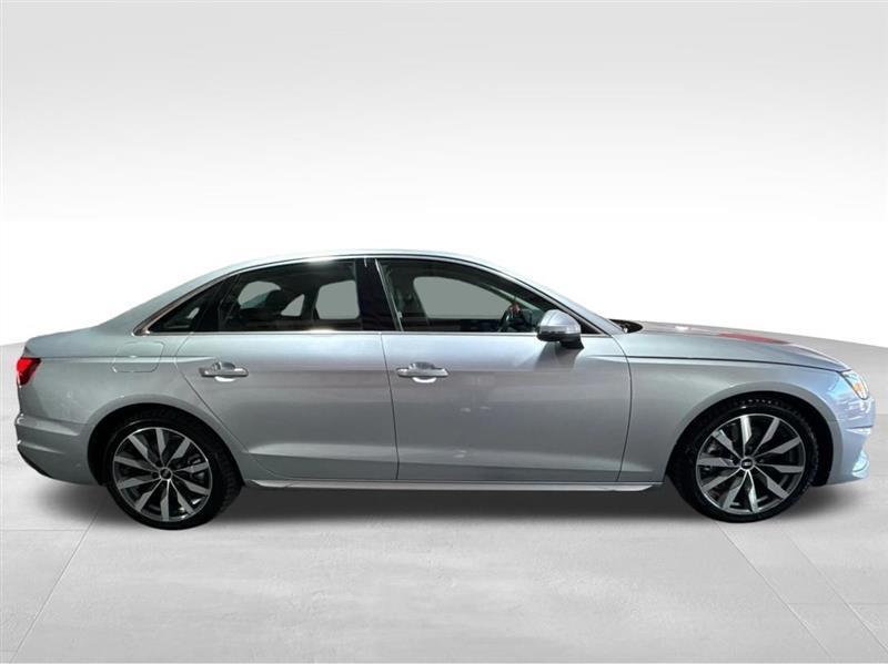 Audi A4 Premium Plus 40 TFSI quattro 2021