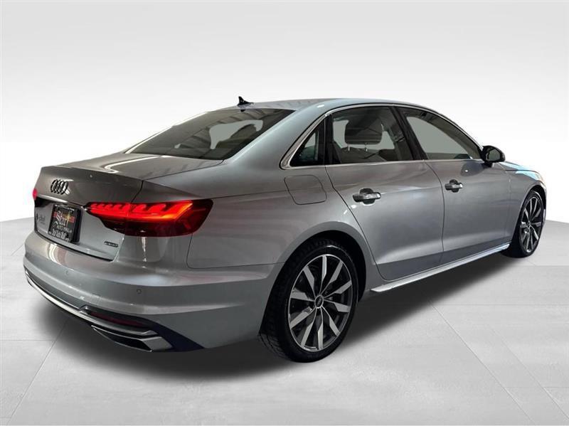 Audi A4 Premium Plus 40 TFSI quattro 2021