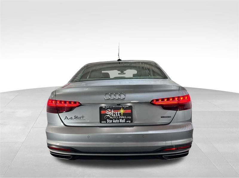 Audi A4 Premium Plus 40 TFSI quattro 2021