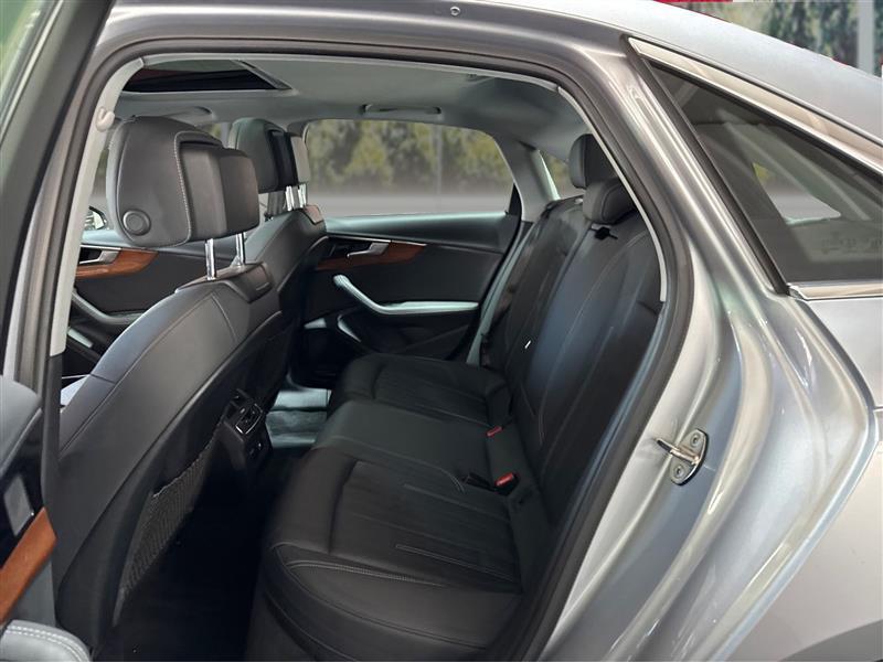 Audi A4 Premium Plus 40 TFSI quattro 2021