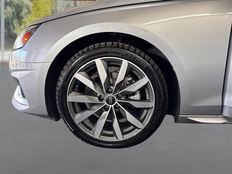 Audi A4 Premium Plus 40 TFSI quattro 2021