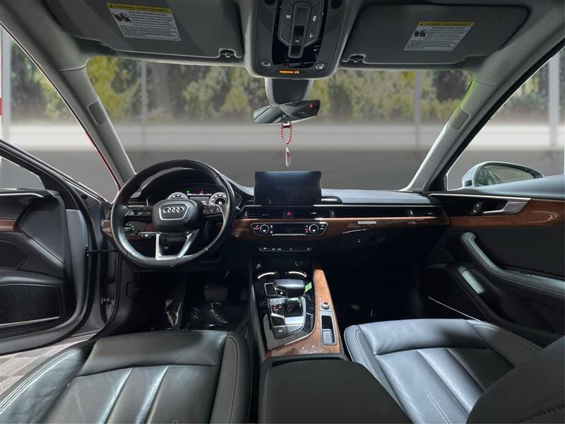 Audi A4 Premium Plus 40 TFSI quattro 2021