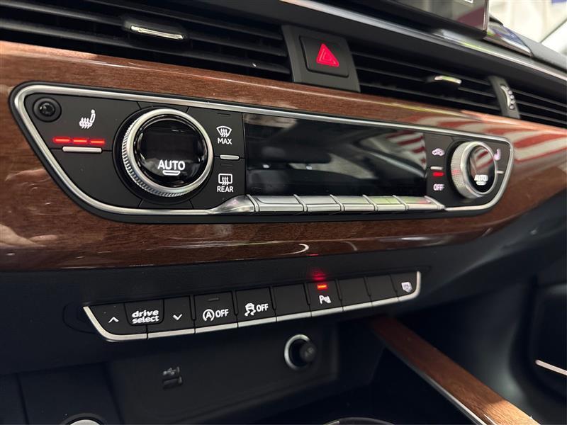 Audi A4 Premium Plus 40 TFSI quattro 2021