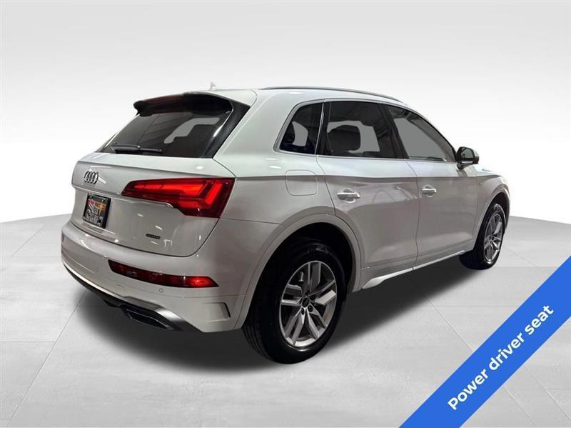 Audi Q5 2.0T Premium quattro 2022